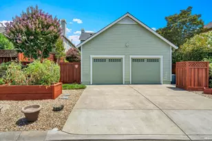 718 W K St, Benicia, CA 94510 - Photo 43