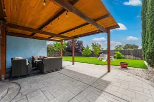 453 Shannon Dr, Vacaville, CA 95688 - Photo 23