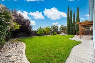 453 Shannon Dr, Vacaville, CA 95688 - Photo 29