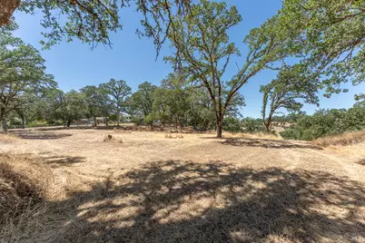 1760 Deerwood Drive, Ukiah, CA 95482 - Photo 1