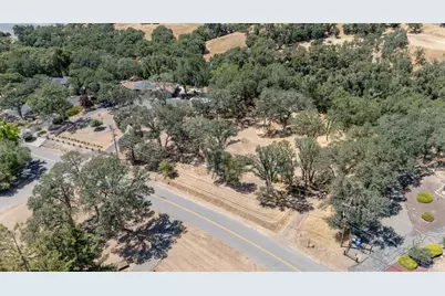 1760 Deerwood Drive, Ukiah, CA 95482 - Photo 19