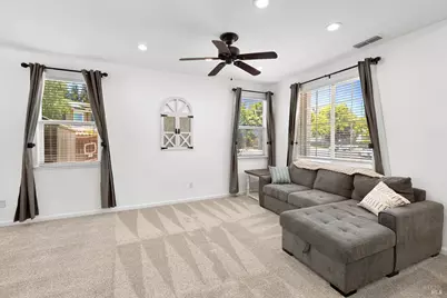1036 Boone Court, Vacaville, CA 95687 - Photo 9