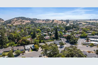 2510 Las Gallinas Avenue, San Rafael, CA 94903 - Photo 33
