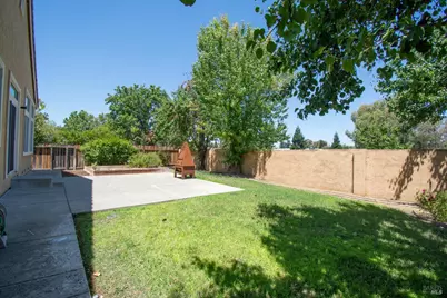 613 Edenderry Drive, Vacaville, CA 95688 - Photo 43