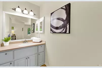 113 Fairoaks Drive, Vacaville, CA 95688 - Photo 33