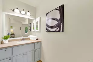 113 Fairoaks Dr, Vacaville, CA 95688 - Photo 33