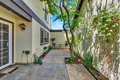 113 Fairoaks Drive, Vacaville, CA 95688 - Photo 45