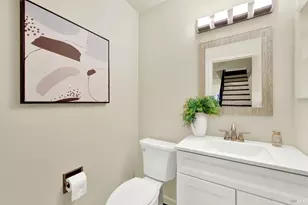 113 Fairoaks Dr, Vacaville, CA 95688 - Photo 21
