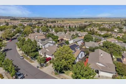 4881 Summer Grove Circle, Fairfield, CA 94534 - Photo 35