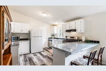 187 Rancho Verde Circle, Rohnert Park, CA 94928 - Photo 13