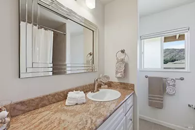245 Roundtree Way, San Rafael, CA 94903 - Photo 15