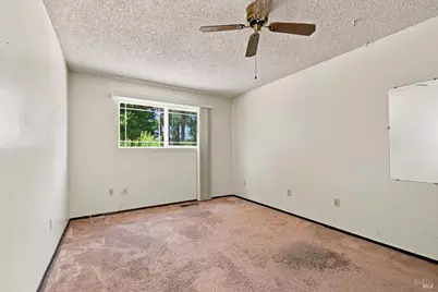 18158 Fishhook Court, Hidden Valley Lake, CA 95467 - Photo 21