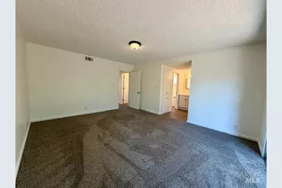 387 Tulip Street, Fairfield, CA 94533 - Photo 17