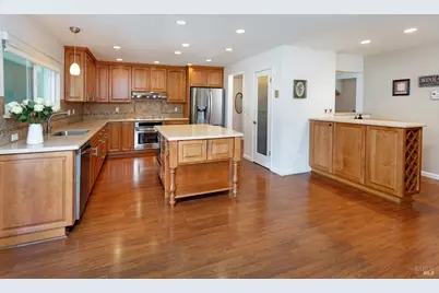 6064 Dolores Drive, Rohnert Park, CA 94928 - Photo 7