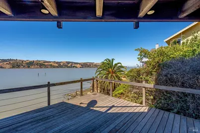 598 Cove Way, Benicia, CA 94510 - Photo 7