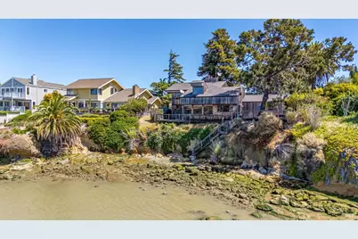 598 Cove Way, Benicia, CA 94510 - Photo 21
