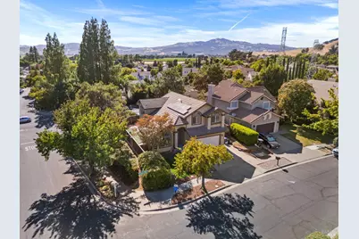 1903 Orchard View Drive, Fairfield, CA 94534 - Photo 5