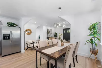 126 W Robles Avenue, Santa Rosa, CA 95407 - Photo 23