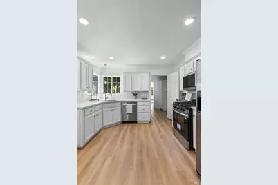 126 W Robles Avenue, Santa Rosa, CA 95407 - Photo 29