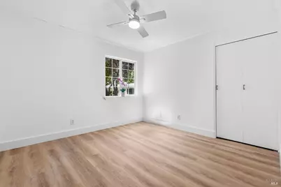 126 W Robles Avenue, Santa Rosa, CA 95407 - Photo 41