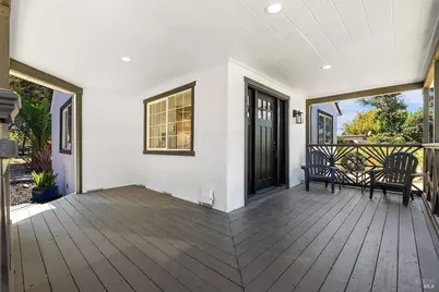 126 W Robles Avenue, Santa Rosa, CA 95407 - Photo 9