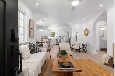 126 W Robles Avenue, Santa Rosa, CA 95407 - Photo 3