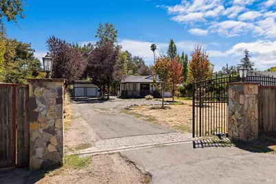 126 W Robles Avenue, Santa Rosa, CA 95407 - Photo 75