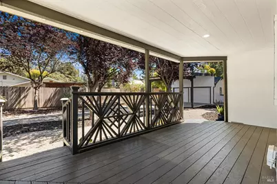 126 W Robles Avenue, Santa Rosa, CA 95407 - Photo 7
