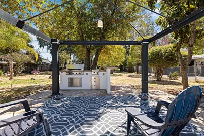 126 W Robles Avenue, Santa Rosa, CA 95407 - Photo 35