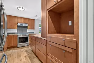 402 Meadowgreen Dr, Santa Rosa, CA 95409 - Photo 13