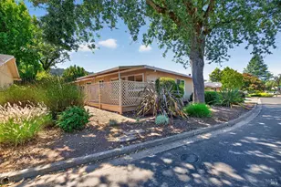 402 Meadowgreen Dr, Santa Rosa, CA 95409 - Photo 27
