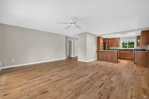 402 Meadowgreen Dr, Santa Rosa, CA 95409 - Photo 5