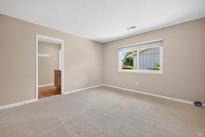 402 Meadowgreen Drive, Santa Rosa, CA 95409 - Photo 21