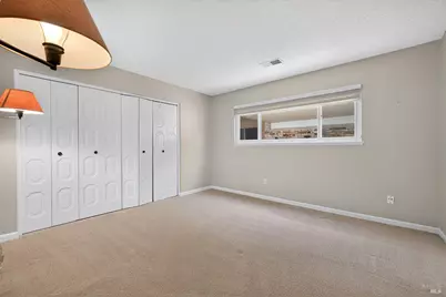 402 Meadowgreen Drive, Santa Rosa, CA 95409 - Photo 15