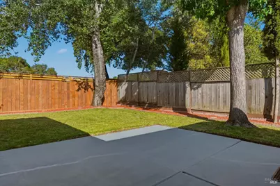 514 Corlano Avenue, Santa Rosa, CA 95404 - Photo 27