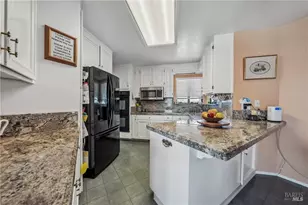 460 Lake Vista Dr, Lakeport, CA 95453 - Photo 13