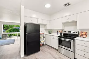 1032 Los Gamos Rd, San Rafael, CA 94903 - Photo 11