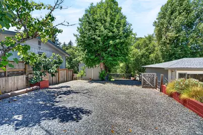 8060 Park Avenue, Forestville, CA 95436 - Photo 25