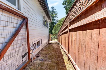 8060 Park Avenue, Forestville, CA 95436 - Photo 47