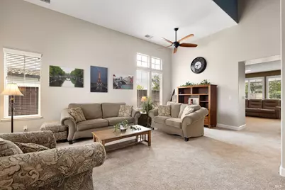 918 Monticello Court, Vacaville, CA 95688 - Photo 7