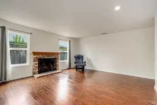 2076 Harrison St, Petaluma, CA 94954 - Photo 5