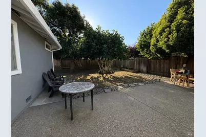 4841 Birkdale Circle, Fairfield, CA 94534 - Photo 17