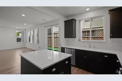 7461 Walker Way, Rohnert Park, CA 94928 - Photo 17