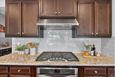 1043 Green Leaf Court, Vacaville, CA 95688 - Photo 25