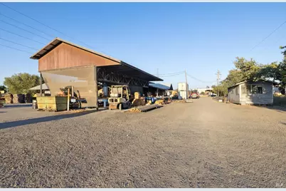 22700 Broadway, Sonoma, CA 95476 - Photo 25