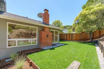 87 Twelveoak Hill Drive, San Rafael, CA 94903 - Photo 9