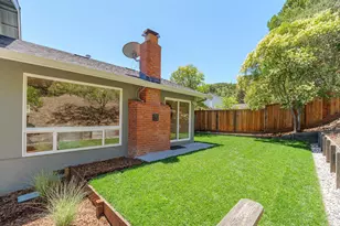 87 Twelveoak Hill Dr, San Rafael, CA 94903 - Photo 9