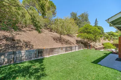 87 Twelveoak Hill Drive, San Rafael, CA 94903 - Photo 37