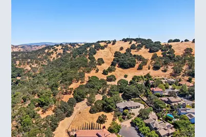 1015 Cypressridge Place, Fairfield, CA 94534 - Photo 13