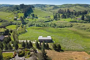 3006 Bloomfield Rd, Sebastopol, CA 95472 - Photo 1